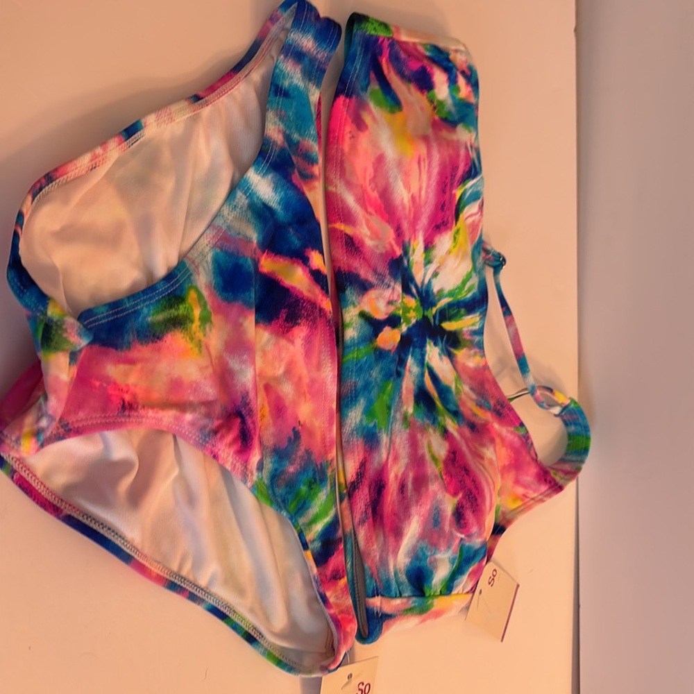 Brand New SO Bikini - Picture 2 of 9